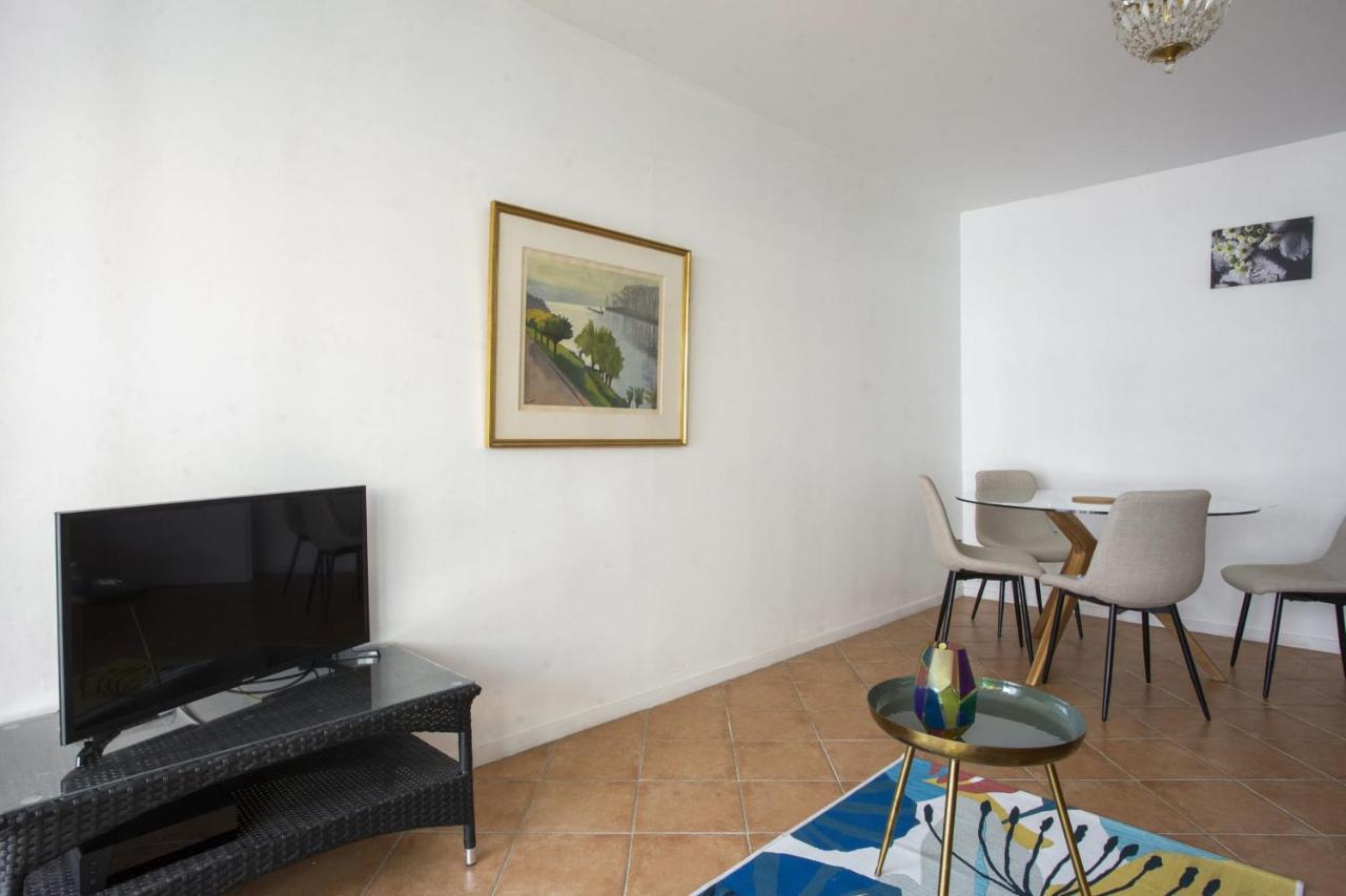 Appartement Herta - Welkeys ビアリッツ エクステリア 写真